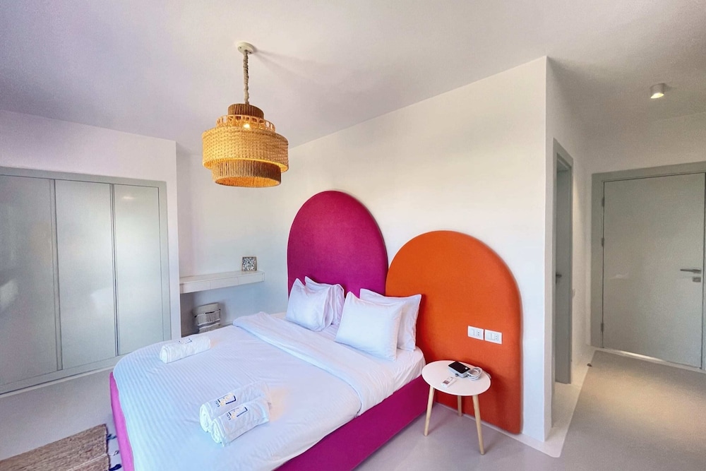 Xuru Stays I Lofty & Lavish 3 BDR @ Swan Lake El Gouna