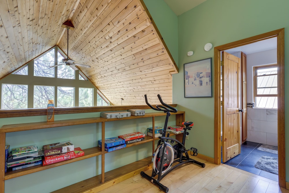 2 Min to Hiking: Cabin w/ Deck in Angel Fire