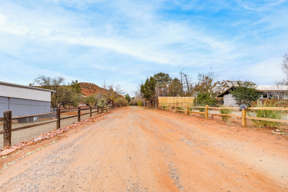 < 2 Mi to Red Rock State Park: Cozy Sedona Cottage