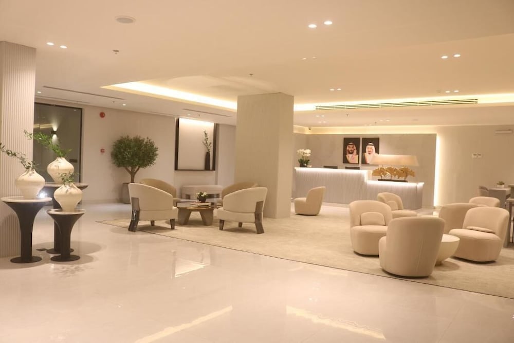 Palm Gate Hotel Suites