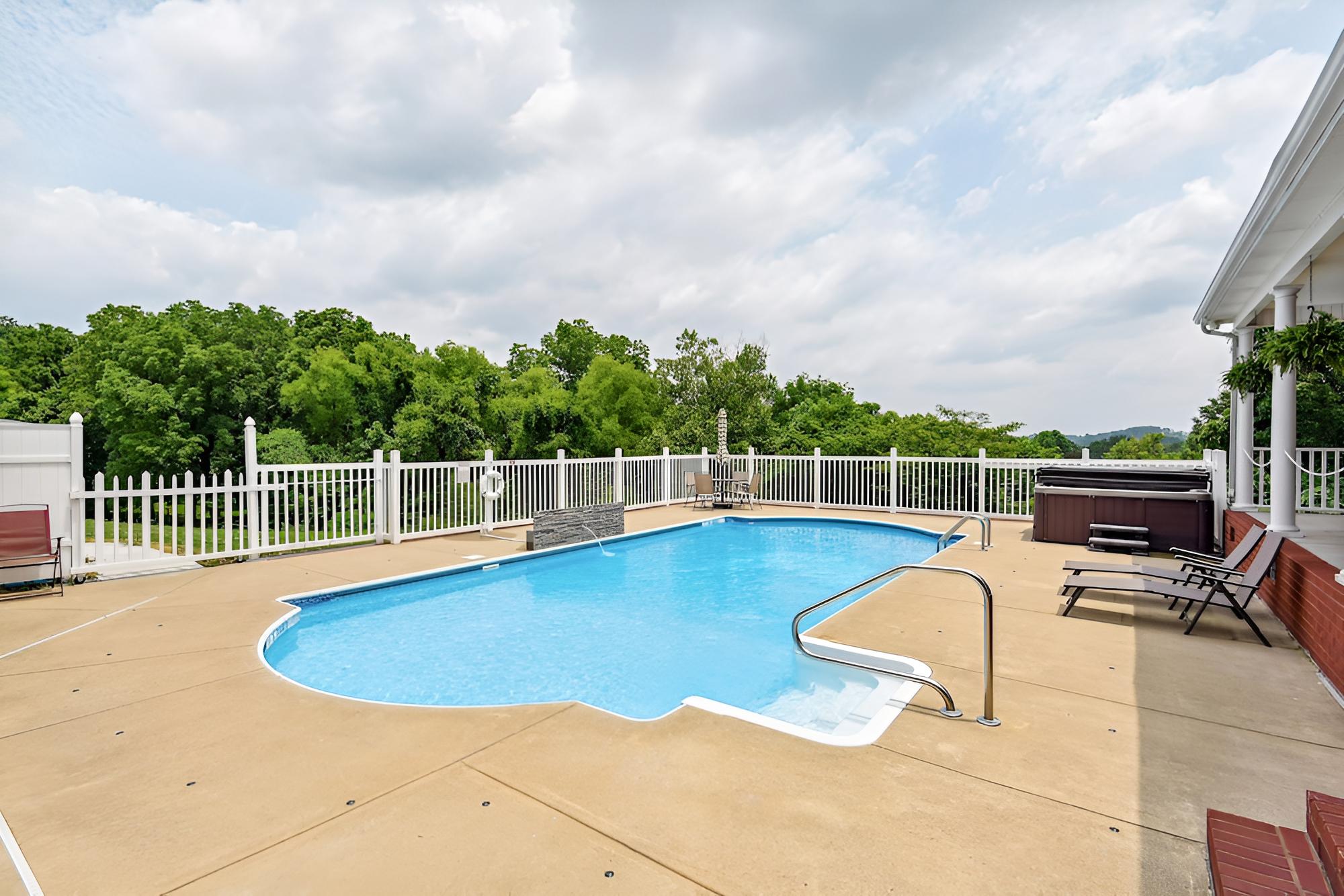 Smyrna Home w/ Pool & Hot Tub! 20 Mi to Nashville! view 2