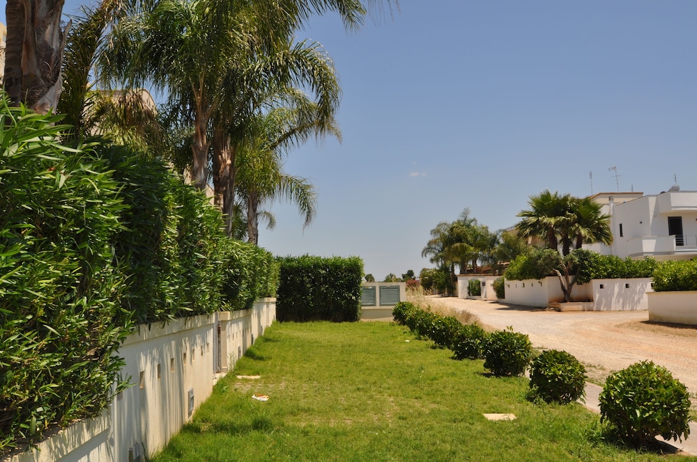 Ara Inn Resort