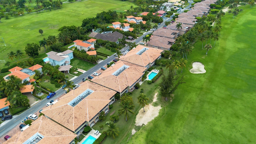 Family Elite Golf Vacations in Cocotal