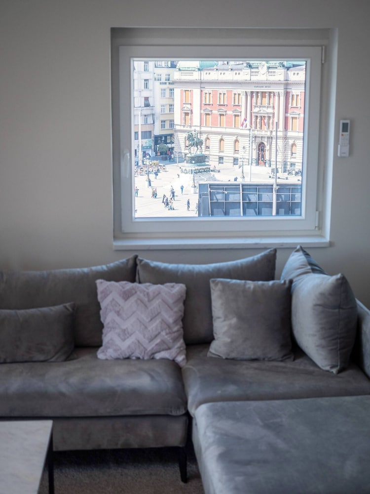Residence Republic Square- Luxury at Top Location