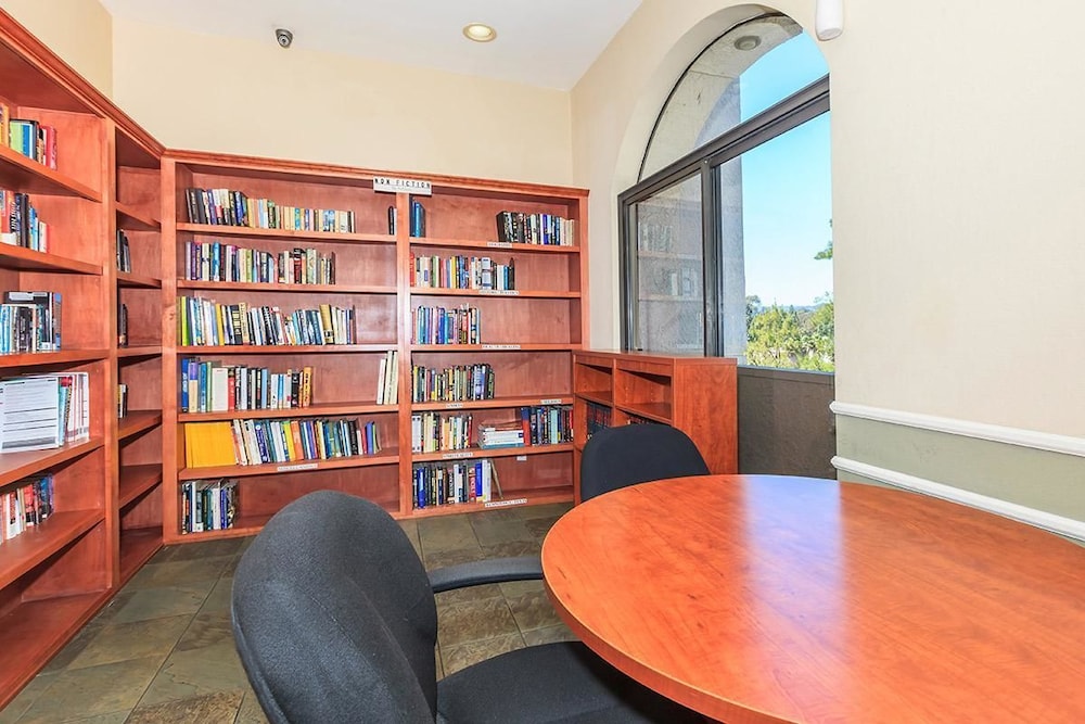 Master Housing LLC