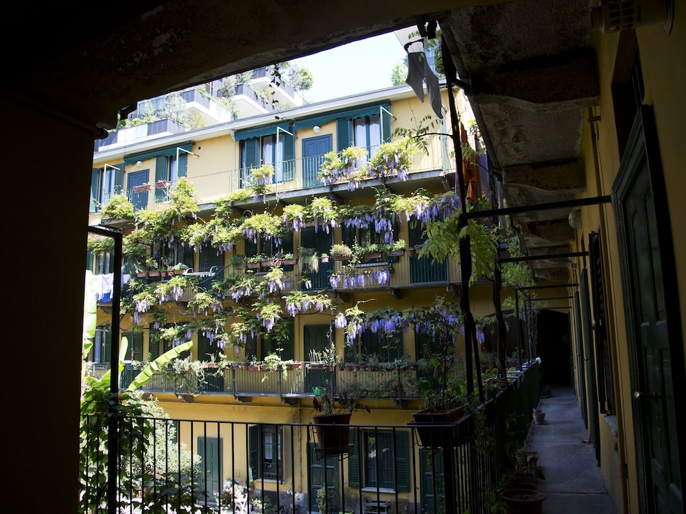 JOIVY Bohèmien District