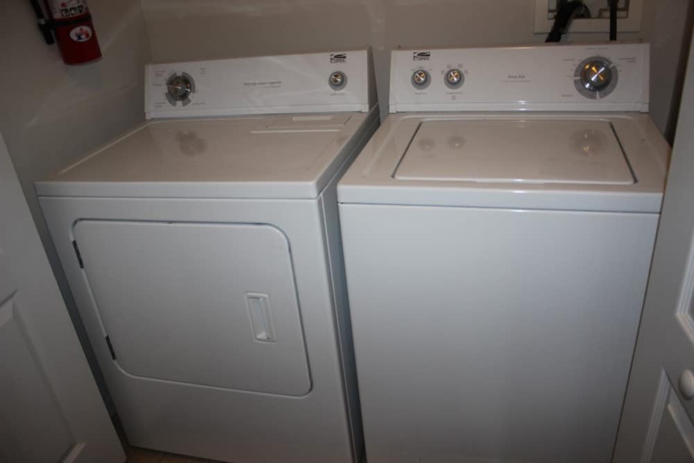 Runaway Beach 3013 B15.103 - Image 3