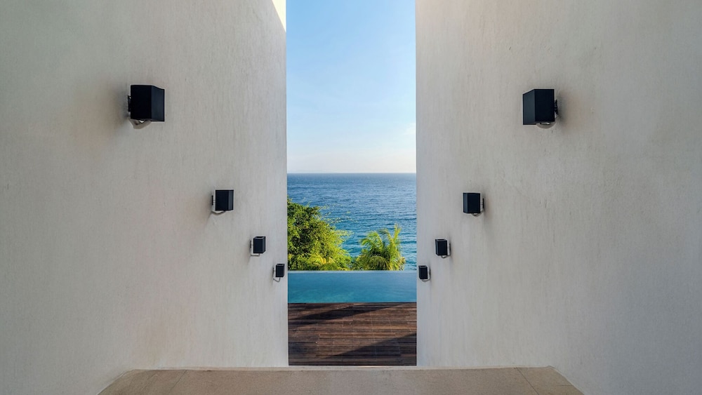 Villa Kukenan by Elite Havens
