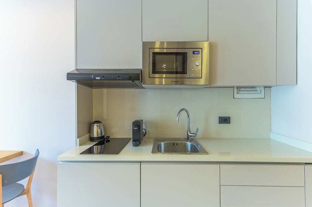 Jounieh Living - Residences by Local Host