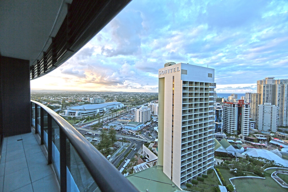 Oracle Boulevard - Private Apartments
