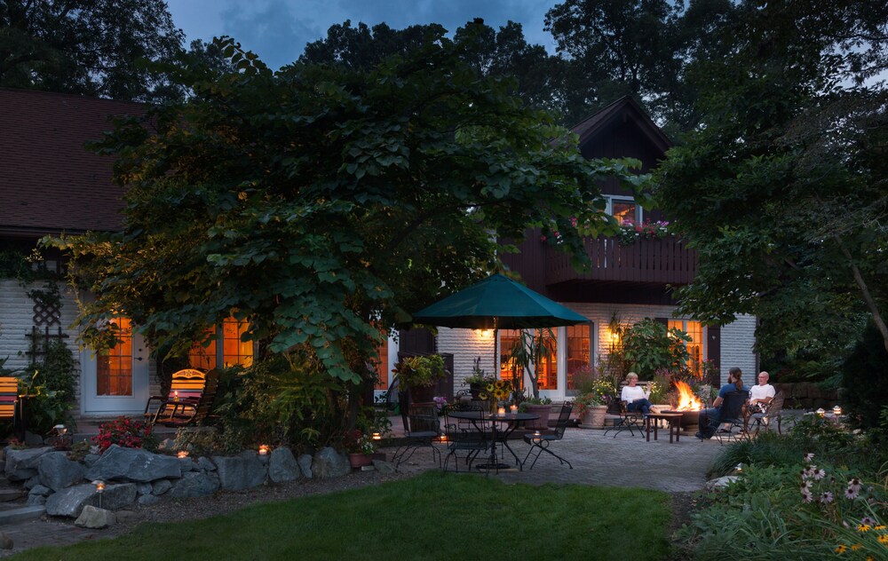 Swiss Woods B&B Inn