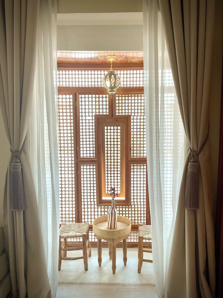 Riad Al Muhandiz