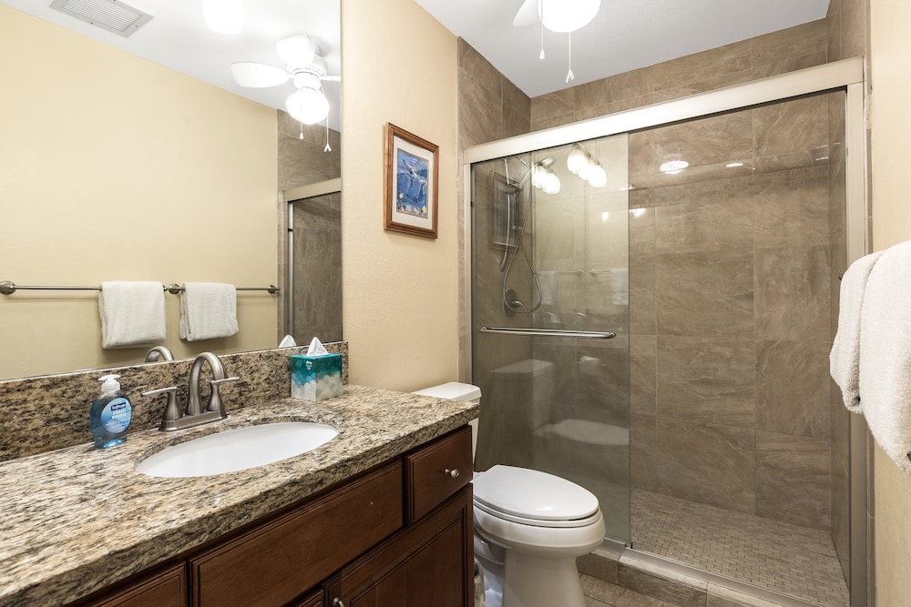 Country Club Villas #216 2 Bedroom Condo