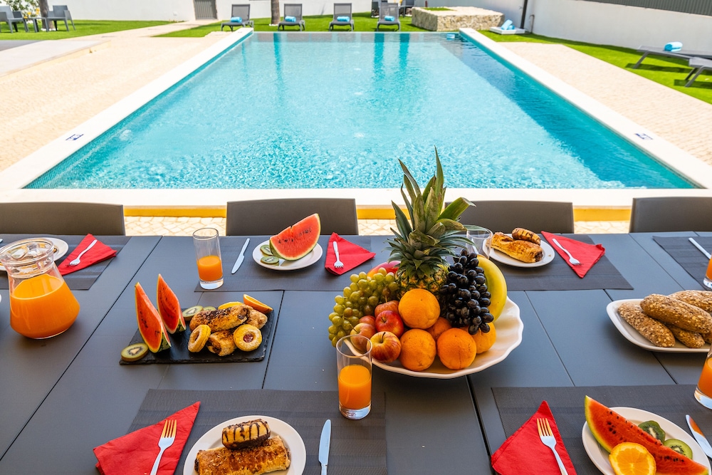 Villa Coral Bay view 5