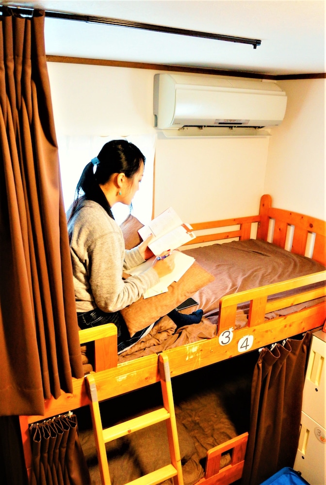Osaka Tomato Hostel