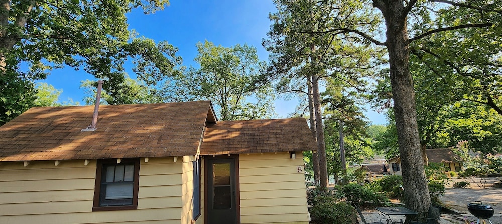 Hotel Edgewater Resort - Image 1