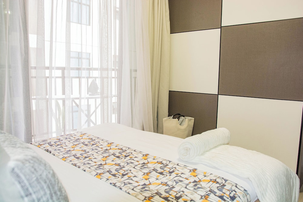 Ashmere by Edmor Suites.