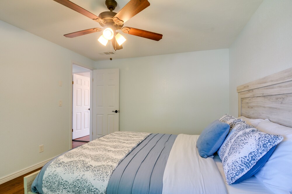 Picturesque Page Home Near Lake Powell & Hiking!
