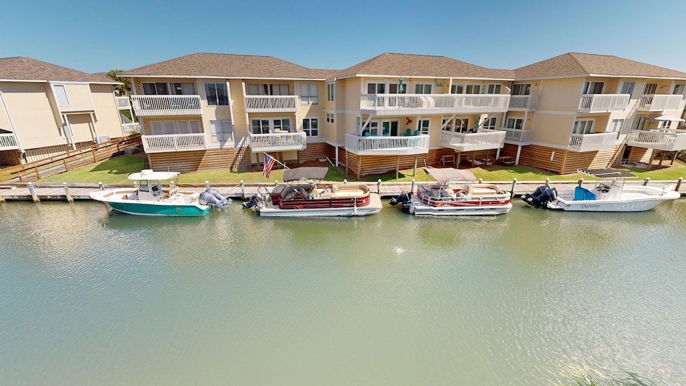 Sandpiper Cove 4203 1 Bedroom Condo by RedAwning view 5