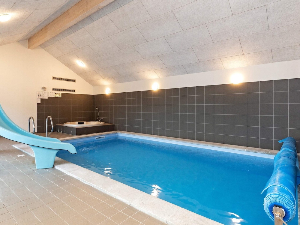 5 Star Holiday Home in Jerup