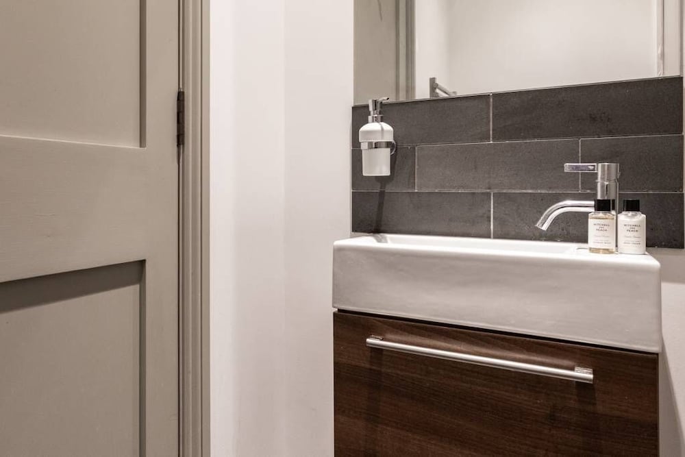 Westgate Terrace VI by Onefinestay