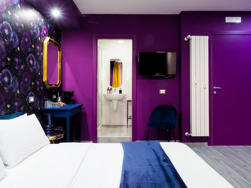 Home for Large Groups, Comfort and Style