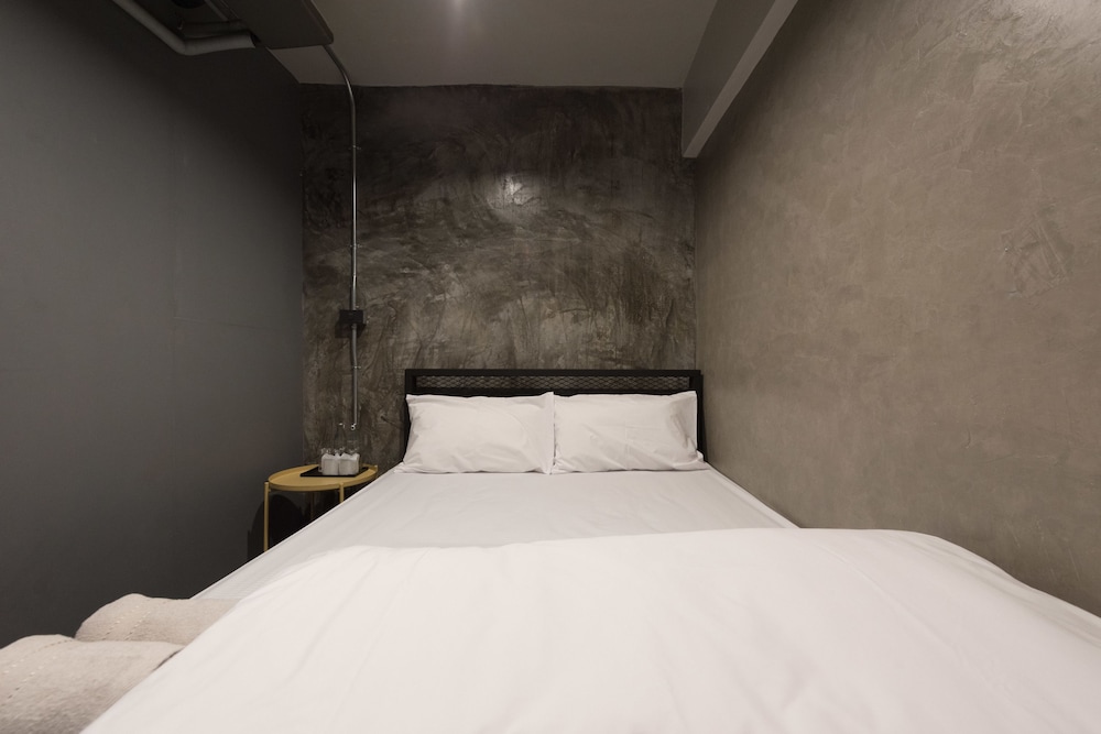 Bed & Bike Hostel