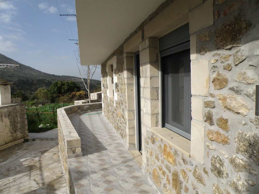 Photo 29