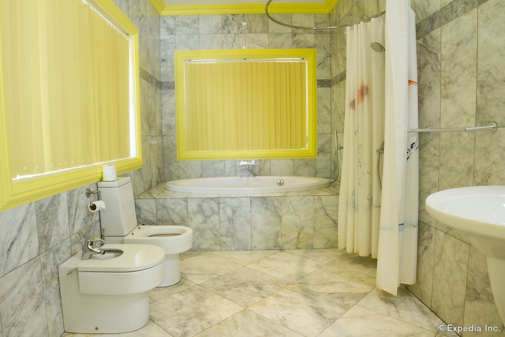 Lingganay Boracay Hotel Resort, Boracay Island - 11
