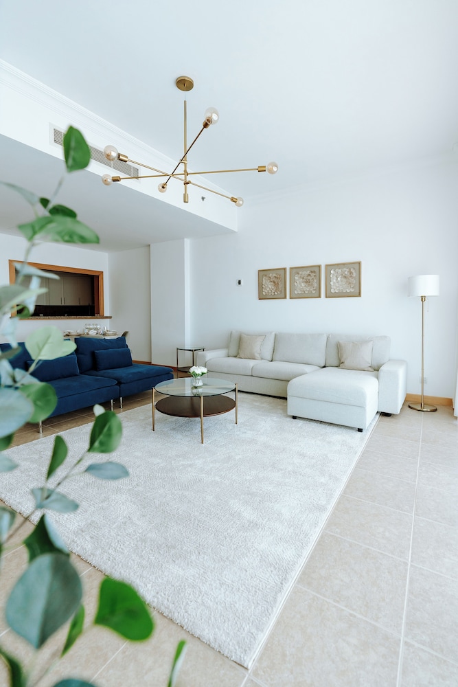 1BR with Ocean Views Palm Jumeirah