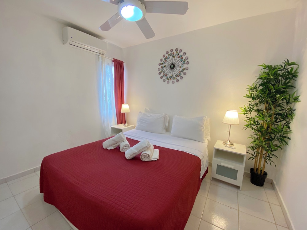 TROPICAL VILLAS playa LOS CORALES