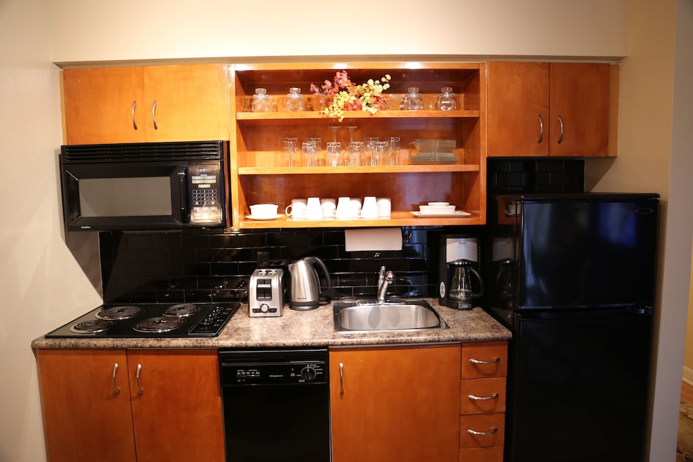 Visitor Accommodation - Image 4