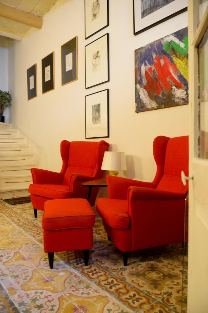 Lee's House Bed & Breakfast Sliema