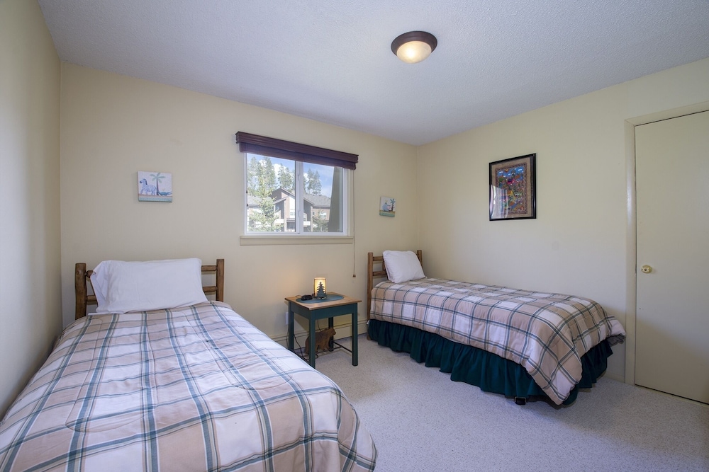 Hi Country Haus - 10-13 3 Bedroom Condo by RedAwning - Property Image 24