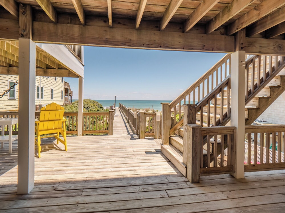 10,000 Reasons by Topsail Realty