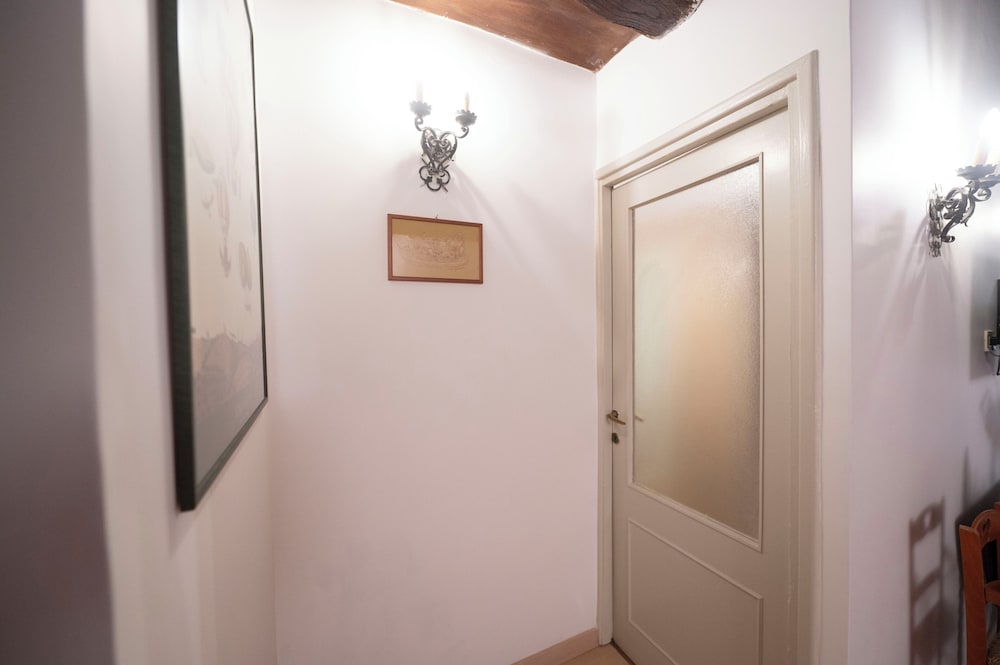 Via Dei Banchi Vecchi Apartments