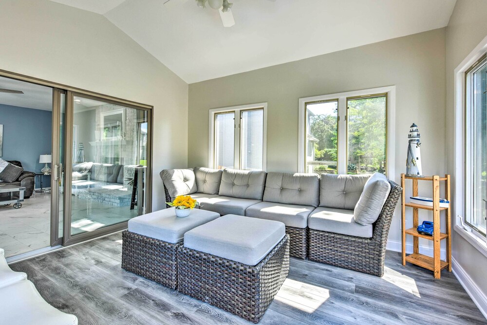 Pet-friendly Maple Grove Gem w/ Private Yard! - Property Image 5