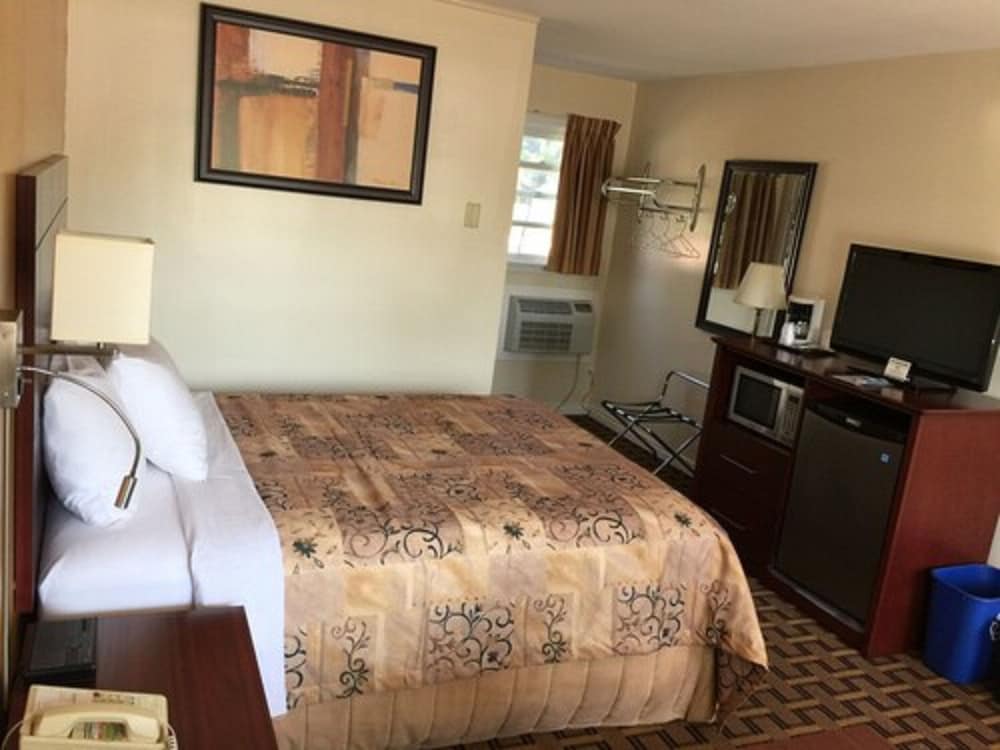 Park Place Motel & Suites