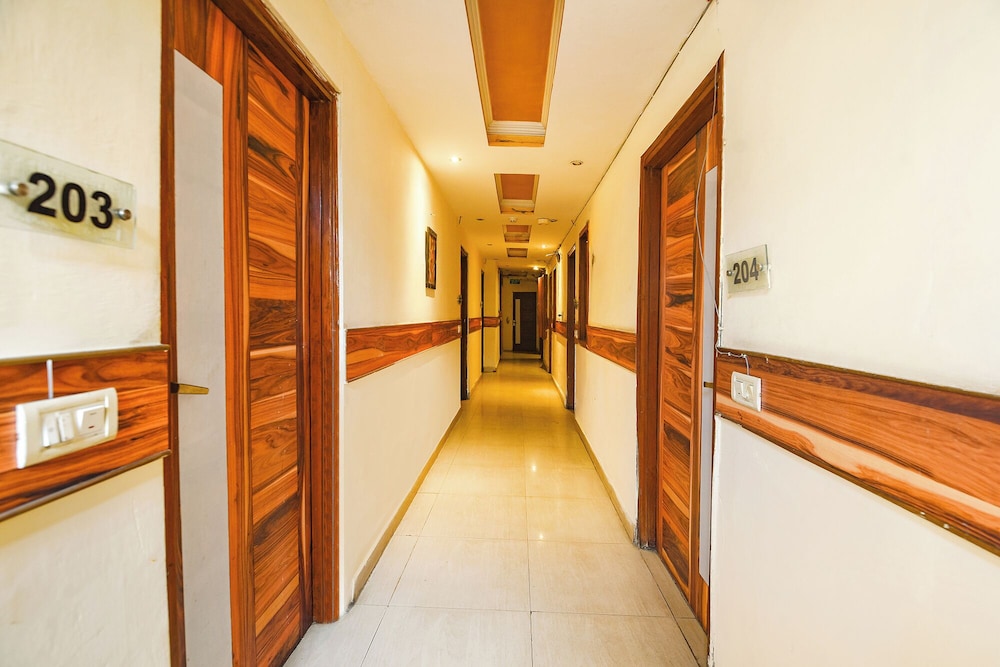 Fabhotel Atithi