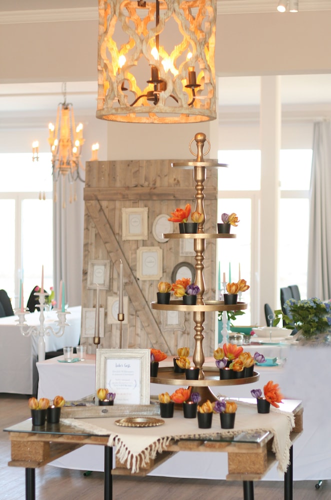 meeting & event spaces
