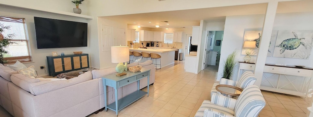 Tranquil Turquoise Retreat