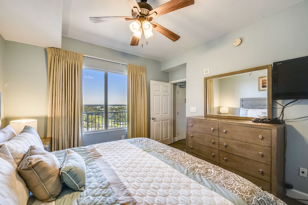 Tidewater by Book That Condo