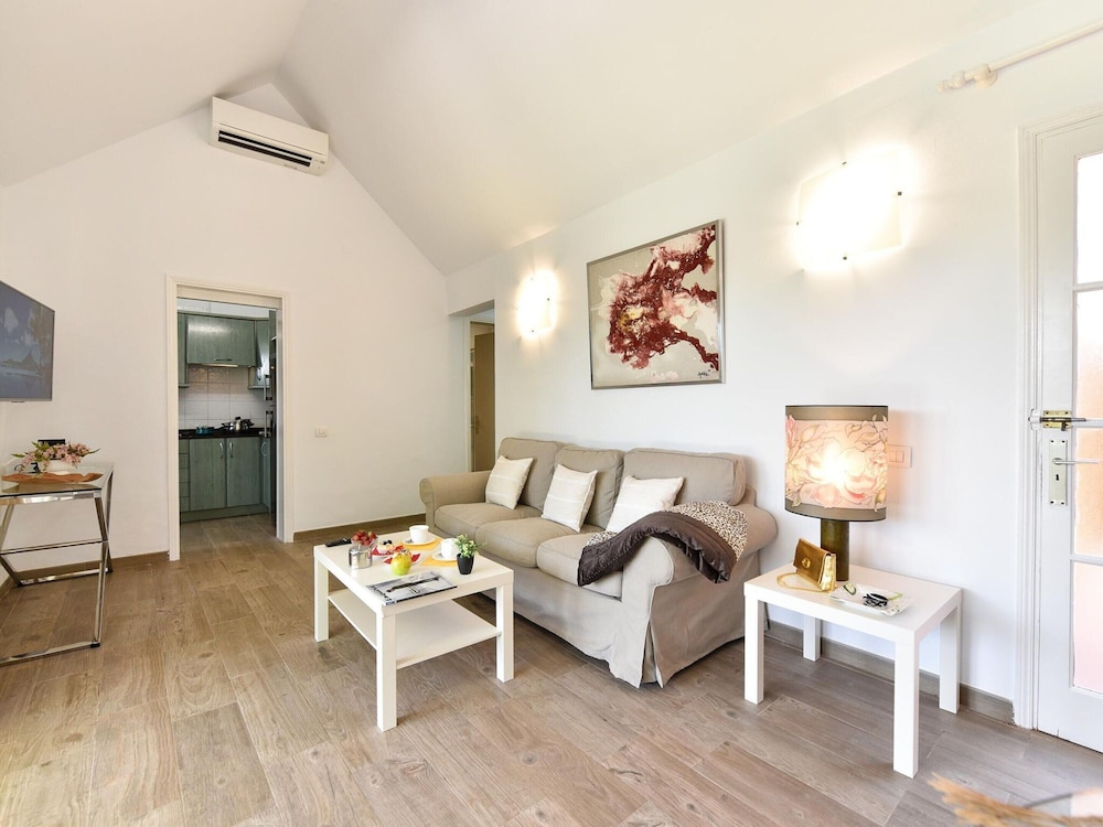 Bungalow in Maspalomas Near Beaches & Pool