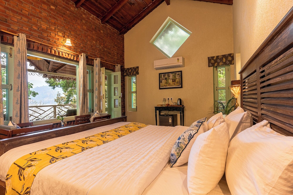 Echor Malusara Lakeview Retreat Bhimtal