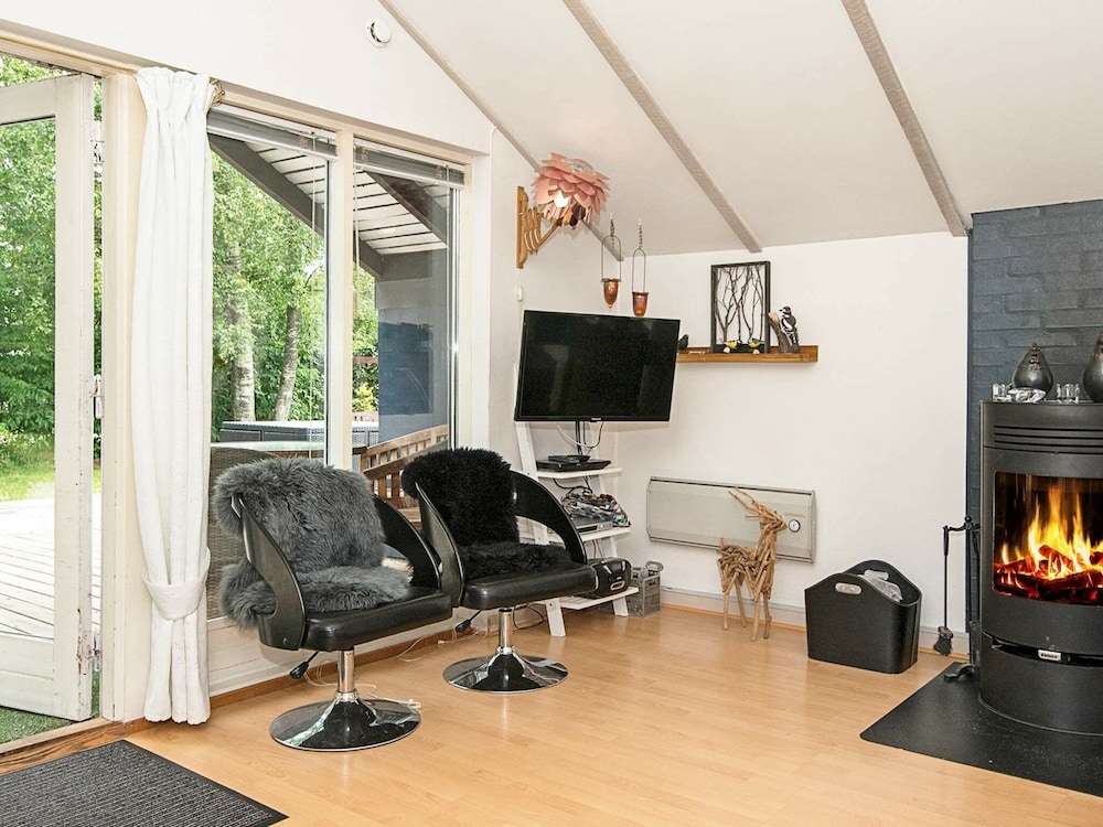 6 Person Holiday Home in Farvang-by Traum