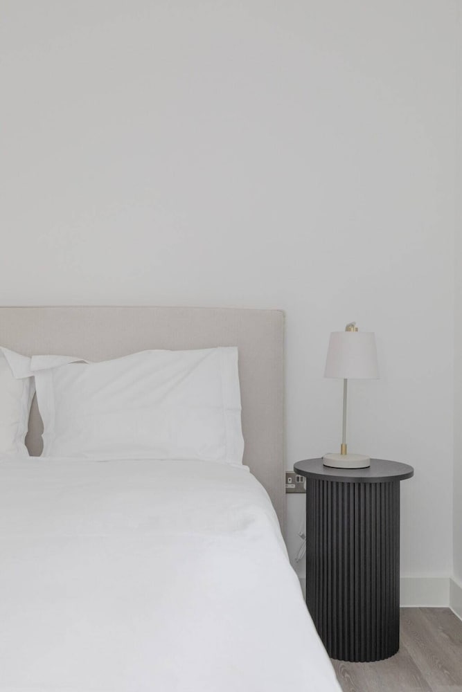 Elegant & Serene 2BD Flat W/roof Terrace Hoxton!