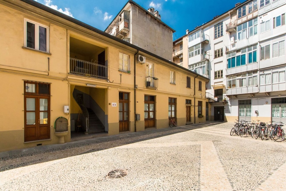 Corso Vittorio & Parco del Valentino Bright Flat view 3
