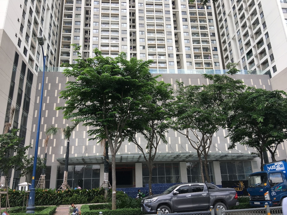 The GoldView Luxury Apartment