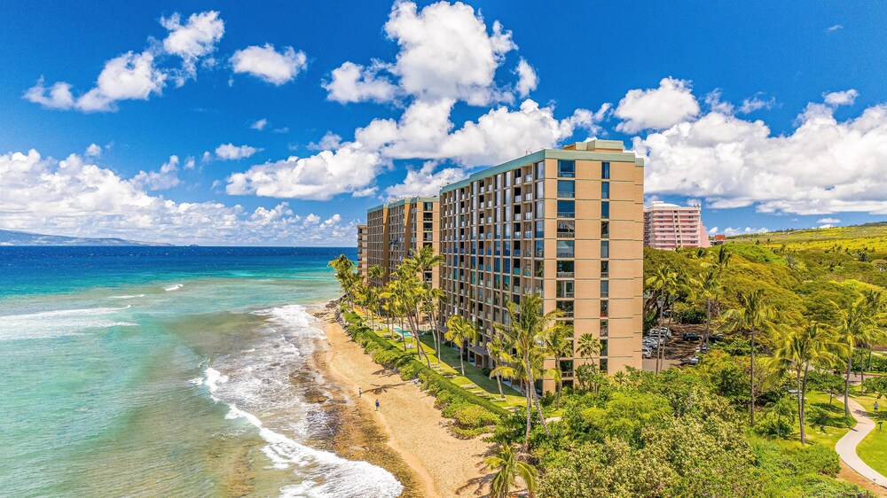 Mahana 1202 in Lahaina