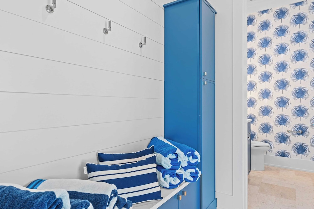 30A Beach Getaway by Avantstay Gulf Views + Pool Golf Cart + Bonfires